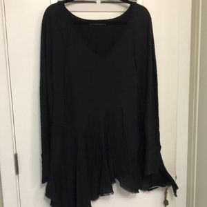 We The Free Black Asymmetrical Shirt Size: Small